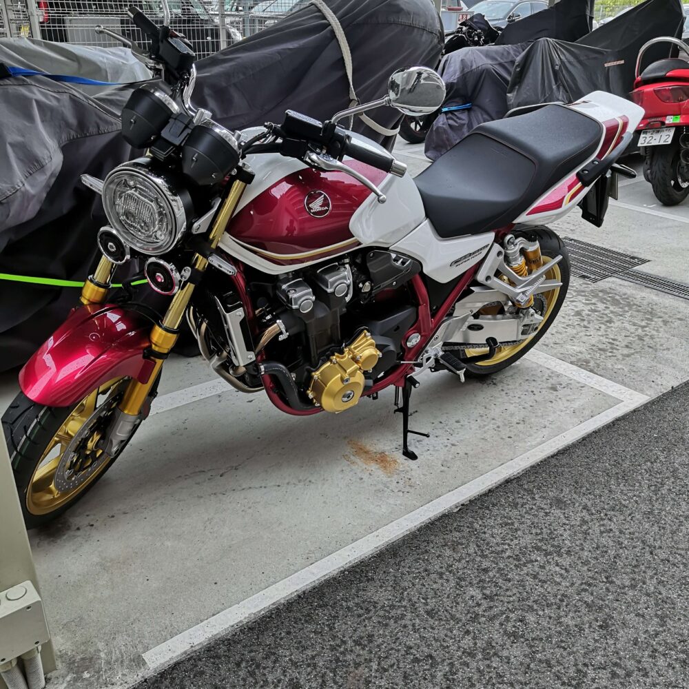 30周年記念モデルのCB1300SFを紹介します！｜交通トリビア研究所